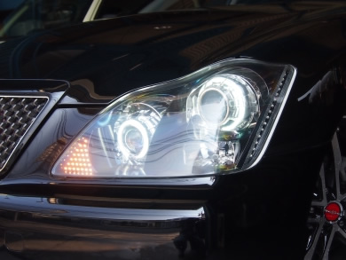 ���H����