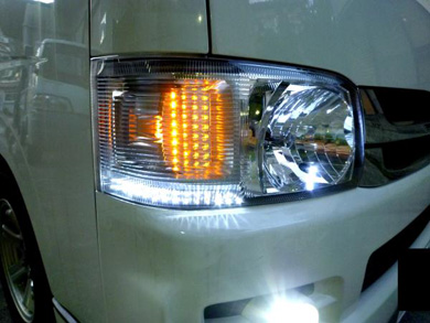 ���H����