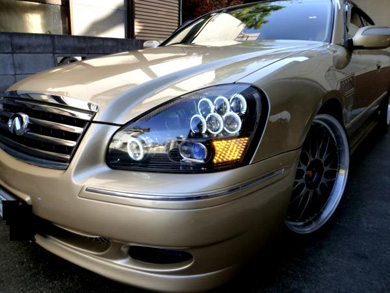 ���H����